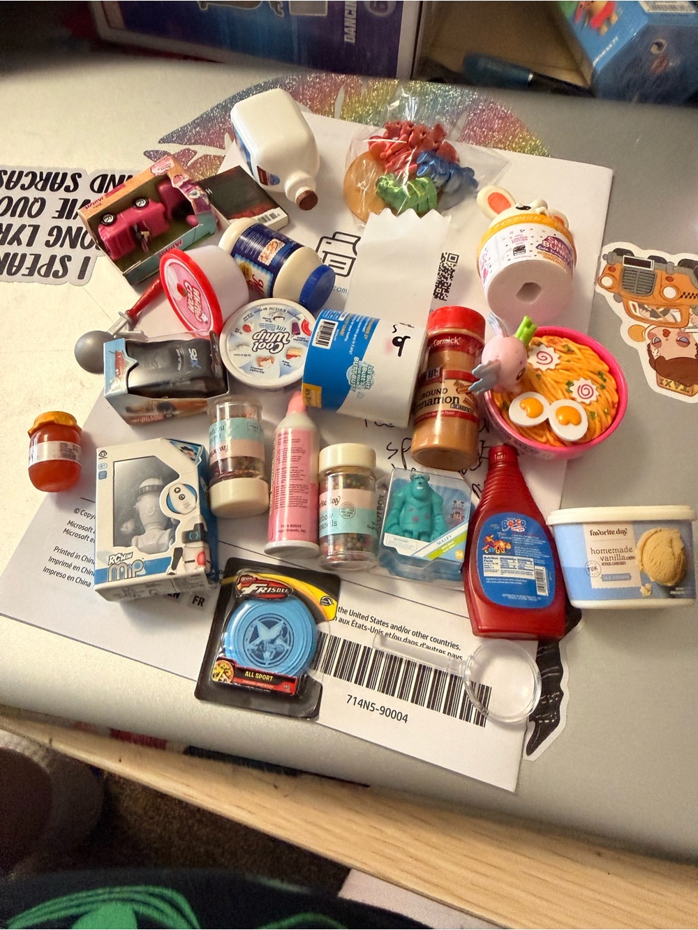 Mini brands and mini verse mini figures